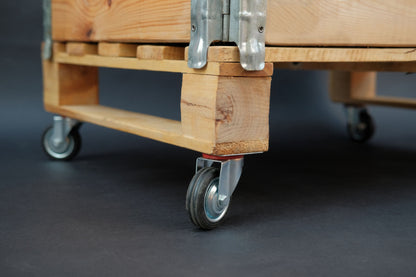 Detalle Rueda Pino huerto urbano